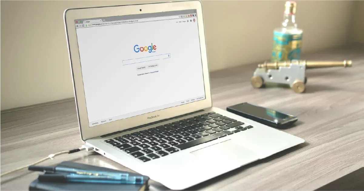 E-E-A-T Web Design: Reverse-Engineering Google's Own Blog for SEO and UX
